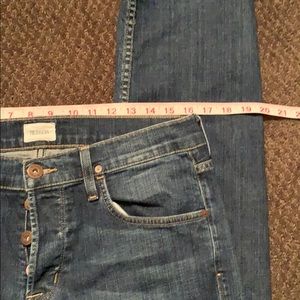 Hudson blue jeans size 32x33.